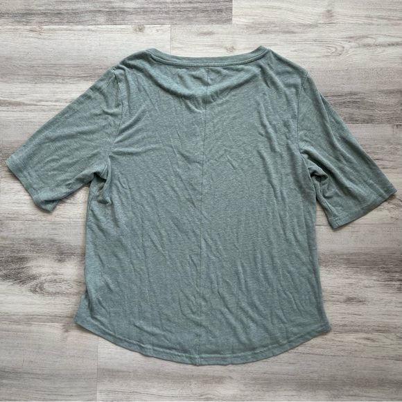 GAP Women's Sage Green Linen Blend Henley Top - Picture 6 of 8